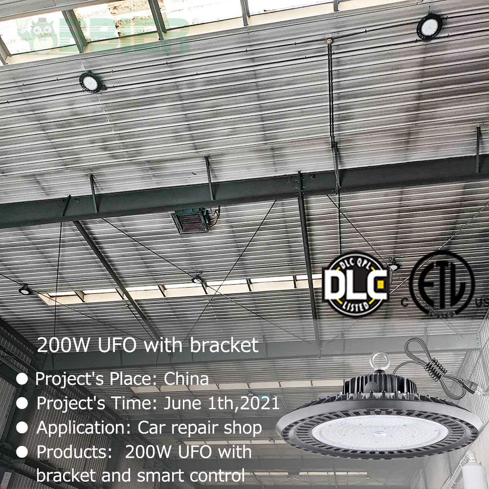 DLC ETL 200W UFO LED High Bay Lights with Smart Control 5000K 100-277VAC