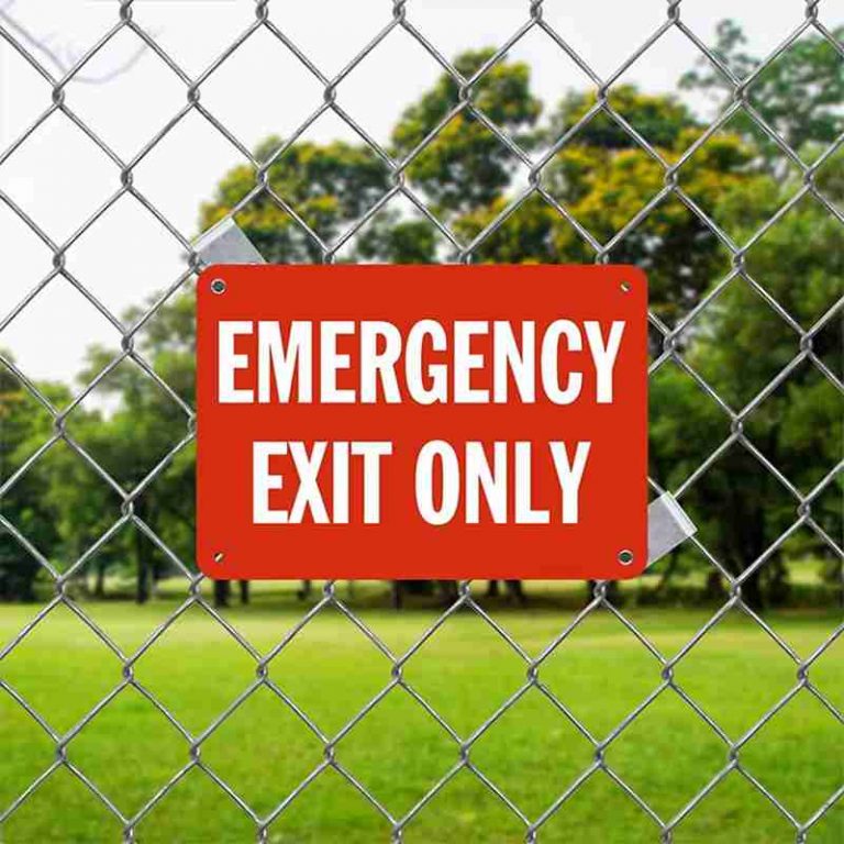 We Sign Color:red Solar Flashing Wrong Way Sign - BBIER®